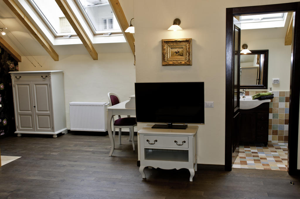 Arina Apartments Braşov Kamer foto