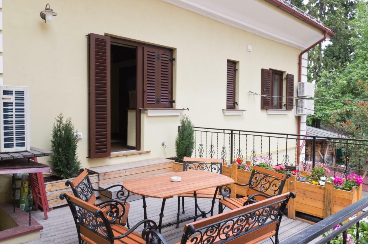 Arina Apartments Braşov Buitenkant foto